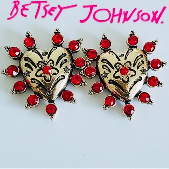 🆕Betsey Johnson Gold-Tone Heart Stud Earrings - Picture 5 of 12
